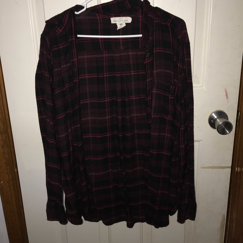 Plaid top